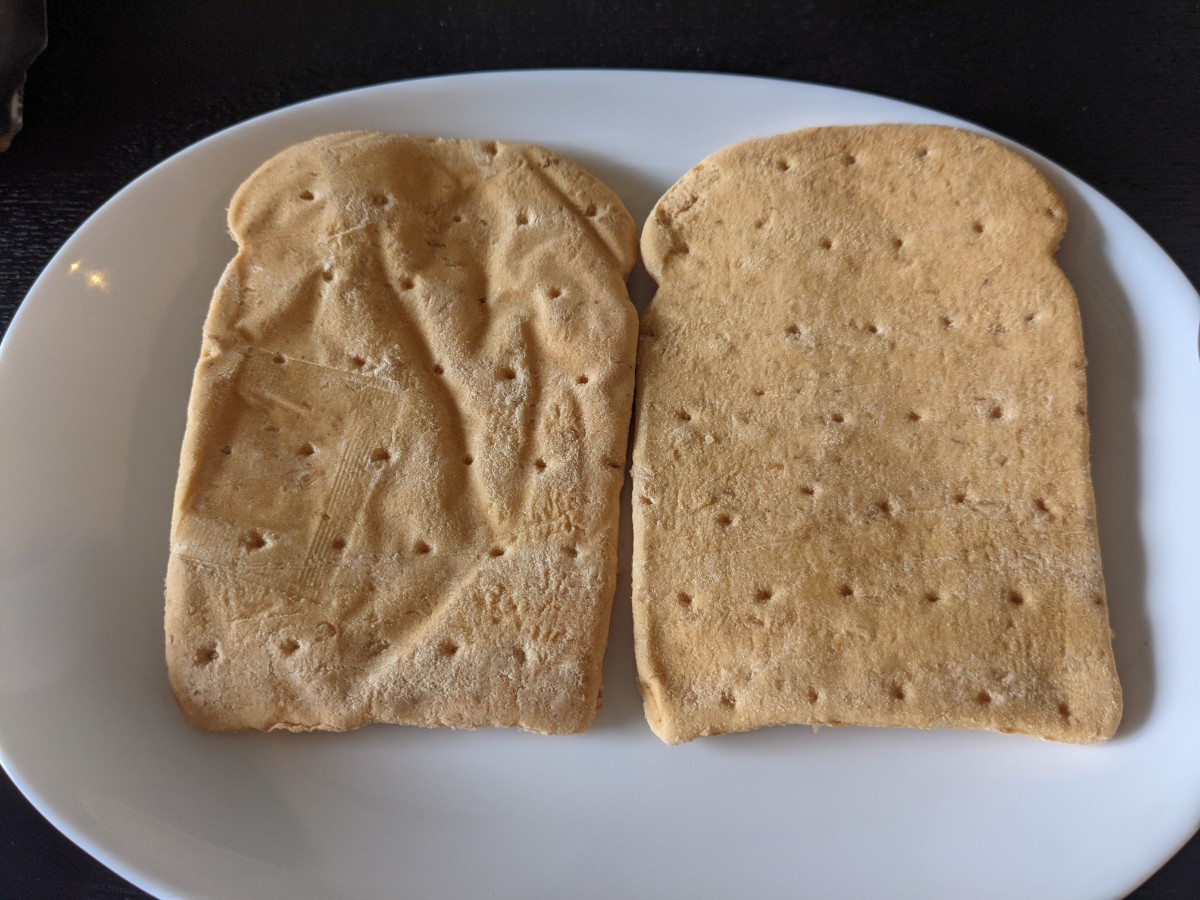MREのパン（2枚入り）